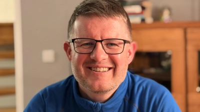 Bastian Kautscha ist der Vorsitzende des Auetaler Gewerbevereins und lobte die Initiative von Bürgermeister Jörn Lohmann, sich mit dem Verein zusammenzusetzen und Informationen über die 60.000 Quadratmeter Fläche im neuen Gewerbegebiet „Niedere Heide” zu teilen. (Foto: ste)